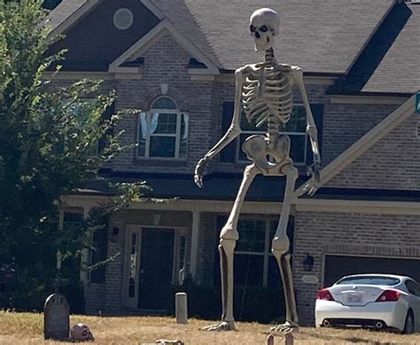 oversized outdoor skeleton|20 ft skeleton home depot.